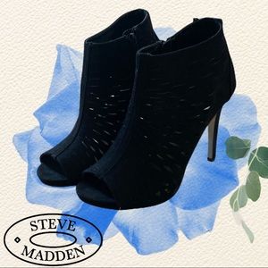 ⭕️ Madden Girl ROCKELLA BLACK FABRIC, Size 6.5